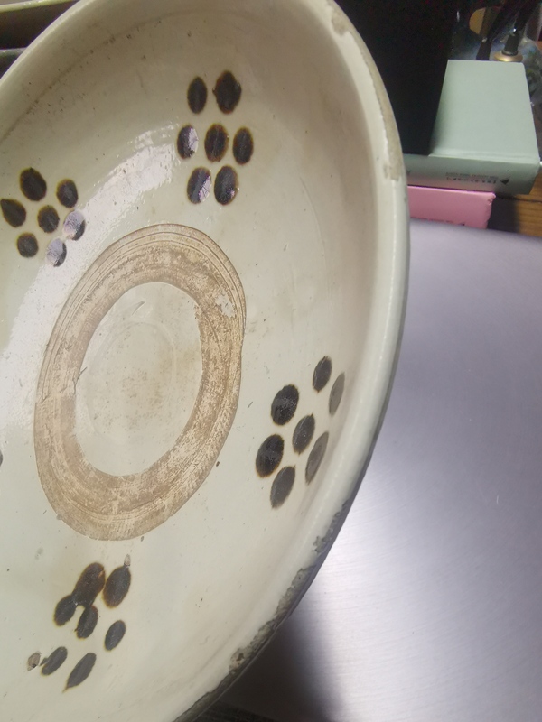 古玩陶瓷磁州窯白釉黑彩梅花盤(pán)拍賣,當(dāng)前價(jià)格1888元