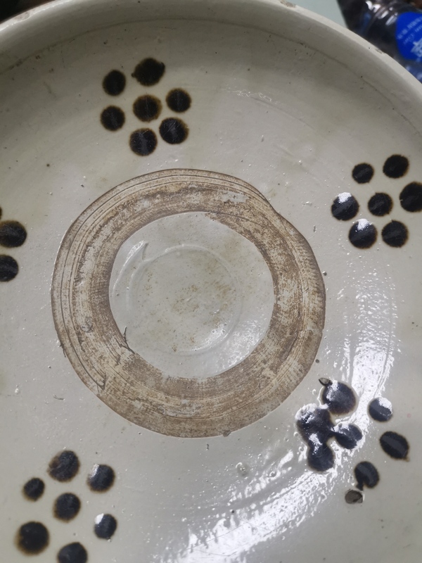 古玩陶瓷磁州窯白釉黑彩梅花盤(pán)拍賣,當(dāng)前價(jià)格1888元