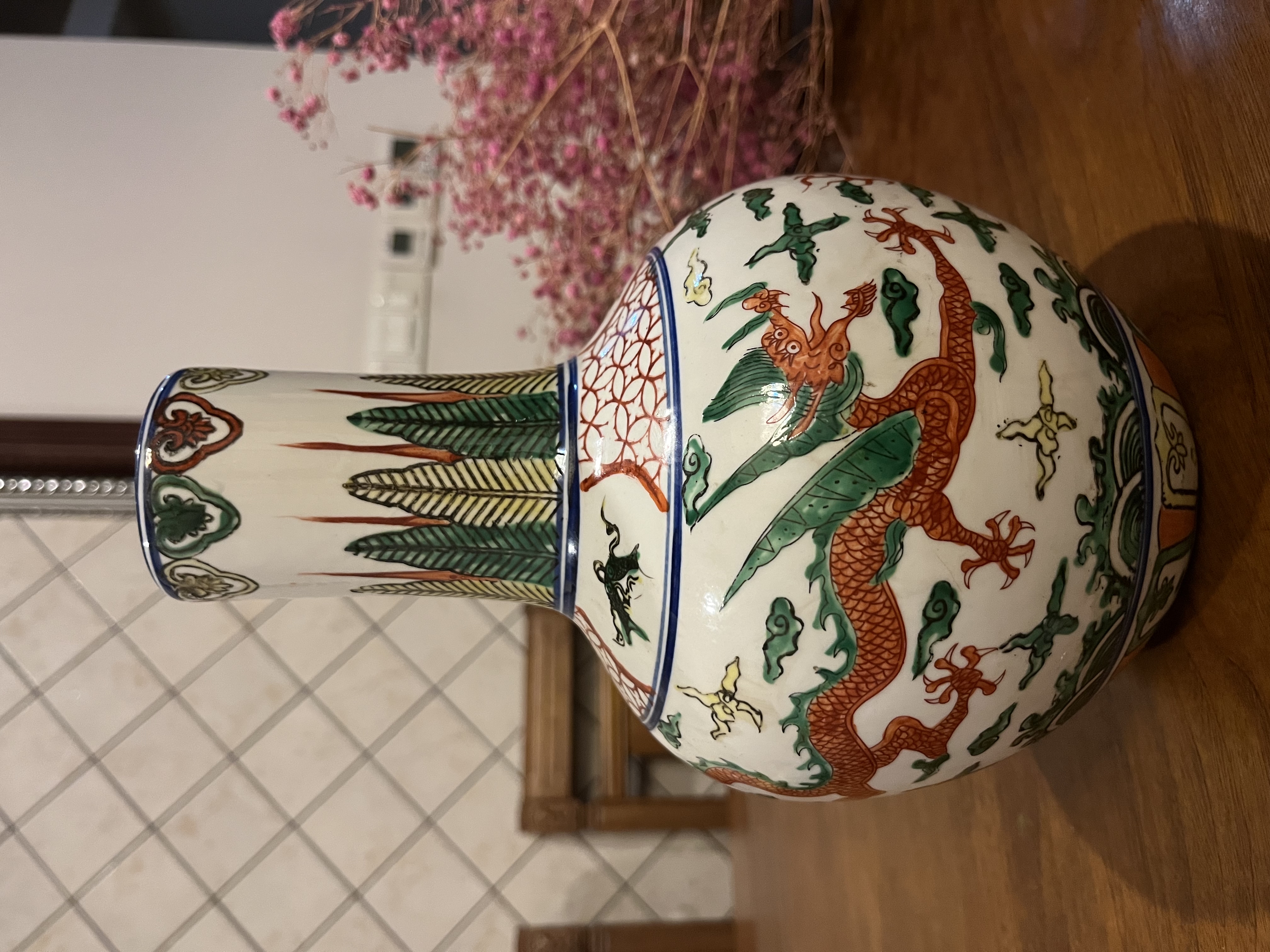 大明嘉靖年製五彩龍紋大缶サイズ約高さ22cm径21cm 大明嘉靖年製五彩龍紋大缶サイズ約高さ22cm径21cm