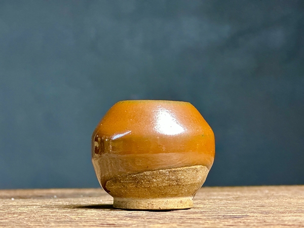 古玩陶瓷元代紫金釉精品雞心罐拍賣,當前價格1860元