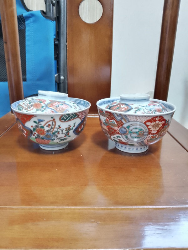古玩陶瓷清代中晚期青花描金蓋碗拍賣,當(dāng)前價(jià)格600元