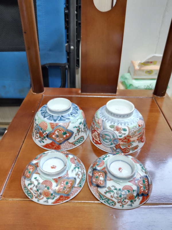 古玩陶瓷清代中晚期青花描金蓋碗拍賣,當(dāng)前價(jià)格600元