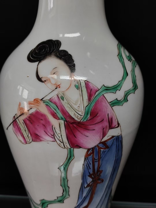 古玩陶瓷【精品】吹簫引鳳人物故事粉彩觀音瓶拍賣，當(dāng)前價(jià)格6500元