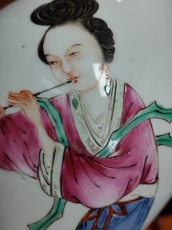 古玩陶瓷【精品】吹簫引鳳人物故事粉彩觀音瓶拍賣，當(dāng)前價(jià)格6500元