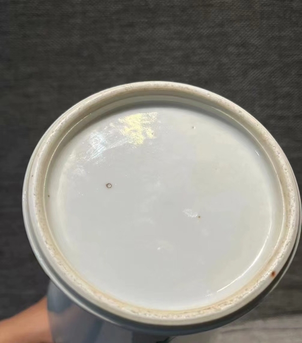 古玩陶瓷【精品】吹簫引鳳人物故事粉彩觀音瓶拍賣,當前價格6500元