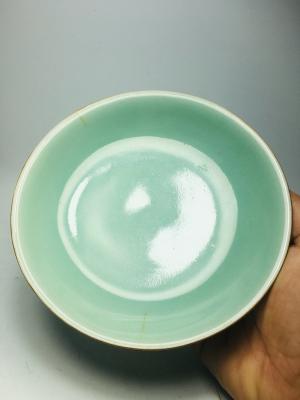 古玩陶瓷精品釉水肥厚大清嘉慶年制款豆青釉盤拍賣,當前價格1288元