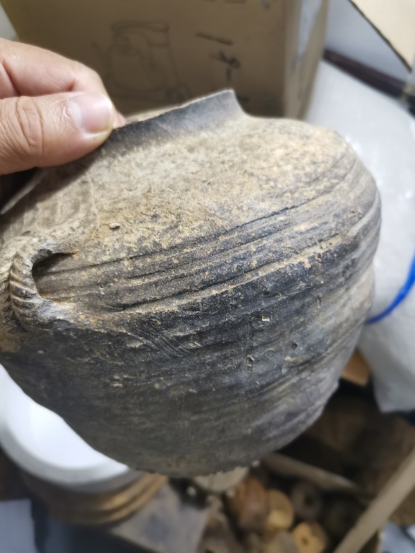 古玩陶瓷釉陶雙耳罐拍賣，當(dāng)前價格300元