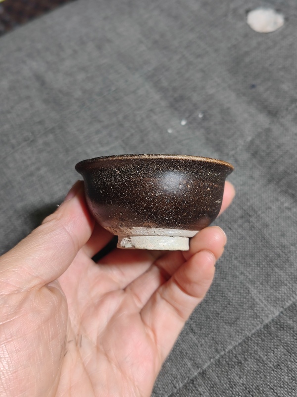 古玩陶瓷元代 吉州窯黑釉撇口杯拍賣,當前價格680元