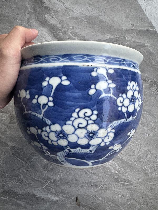 古玩陶瓷青花冰梅留白小卷缸拍賣,當前價格3800元