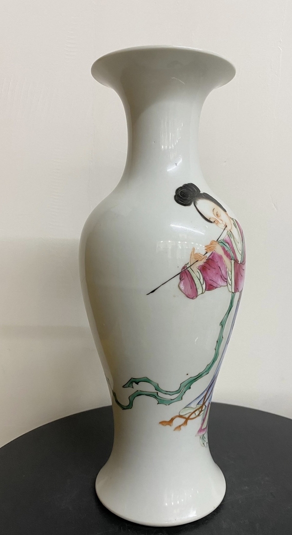 古玩陶瓷【民國精品·吹簫引鳳圖】粉彩仕女人物圖觀音瓶拍賣,當前價格5998元