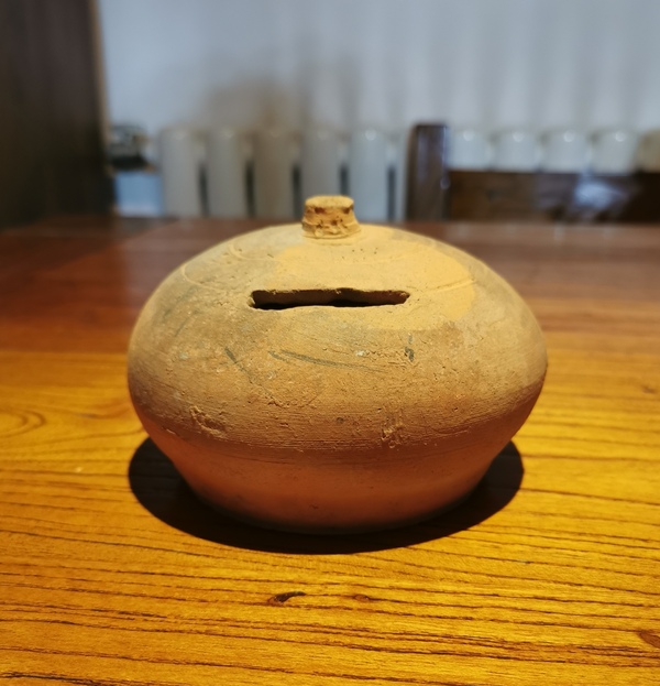 古玩陶瓷唐宋.撲滿(空存錢罐)拍賣,當前價格2000元