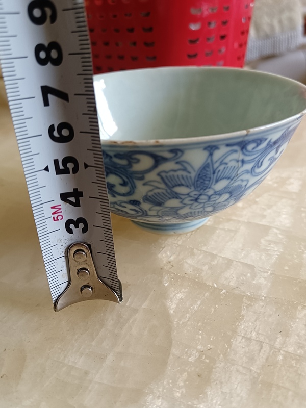 古玩陶瓷花卉紋青花碗拍賣,當(dāng)前價(jià)格400元