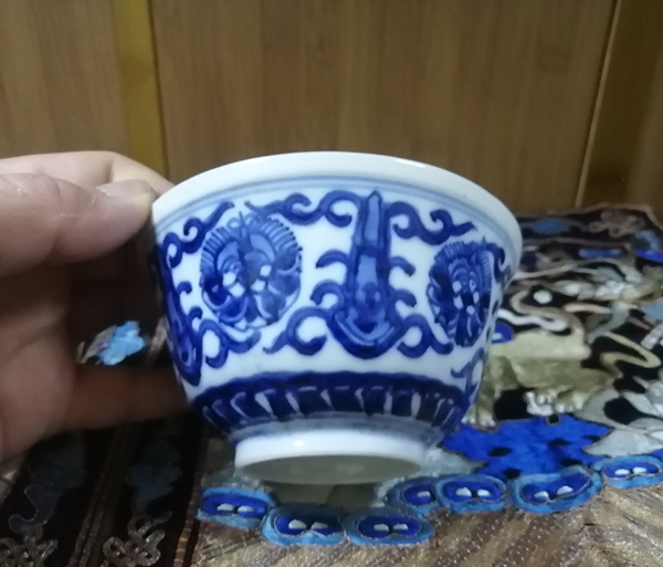 古玩陶瓷乾隆青花纏枝花茶圓拍賣，當(dāng)前價格4500元