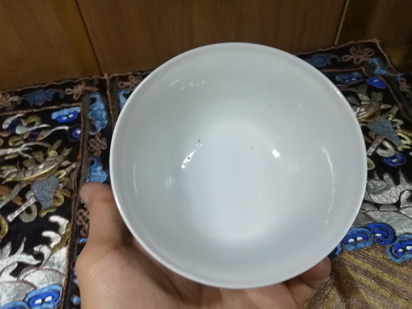 古玩陶瓷乾隆青花纏枝花茶圓拍賣，當(dāng)前價格4500元