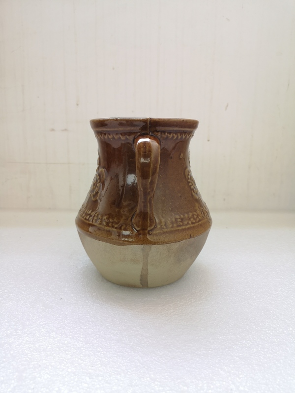 古玩陶瓷褐釉印花執壺拍賣,當前價格450元