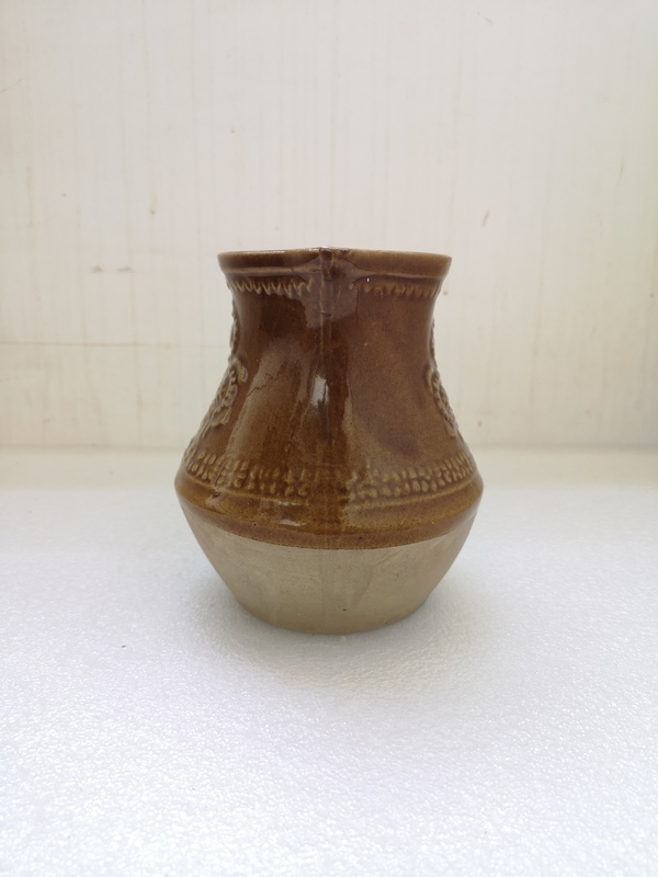 古玩陶瓷褐釉印花執壺拍賣,當前價格450元