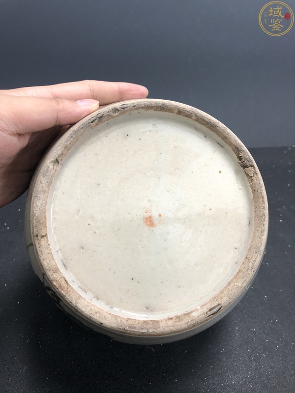 古玩陶瓷義發(fā)名家粉彩花鳥(niǎo)紋蓋罐拍賣,當(dāng)前價(jià)格1800元