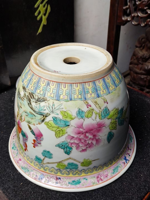 古玩陶瓷創(chuàng)匯?粉彩鳳凰牡丹紋花盆拍賣,當(dāng)前價格1600元