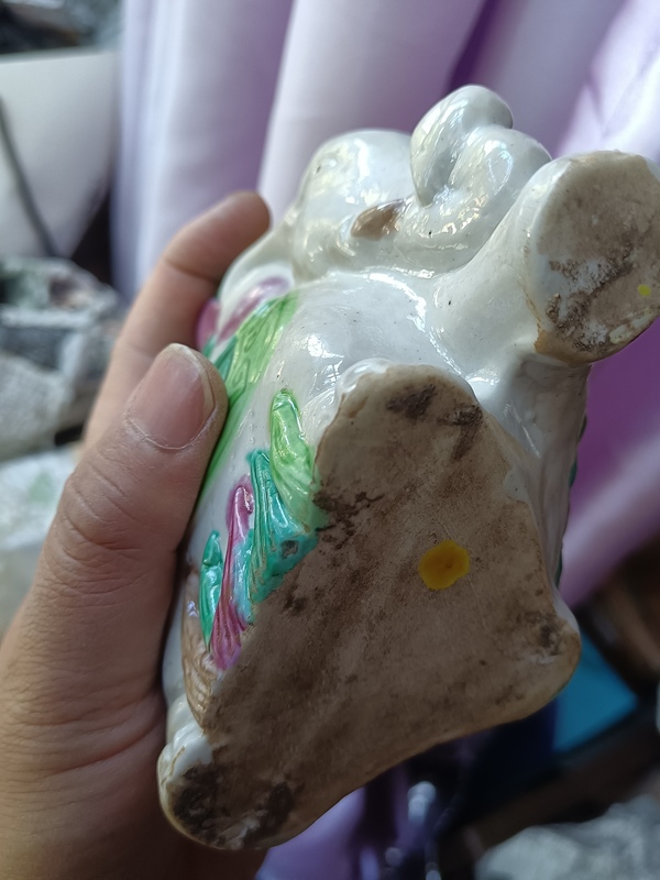 古玩陶瓷素三彩大象瓷塑花插拍賣,當前價格500元