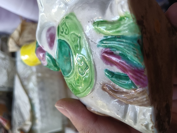 古玩陶瓷素三彩大象瓷塑花插拍賣,當前價格500元