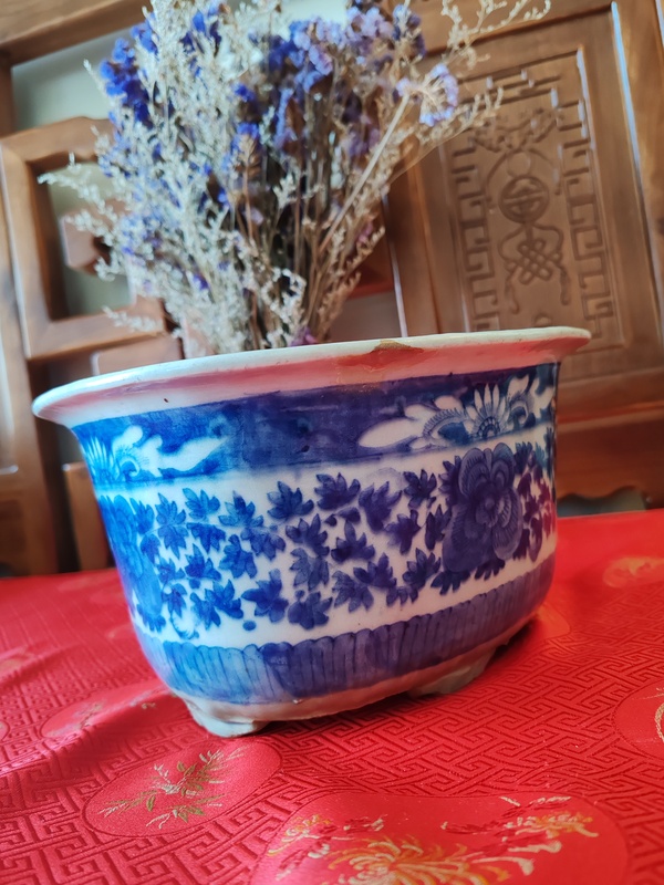 古玩陶瓷清中青花花卉花盆拍賣,當前價格2500元