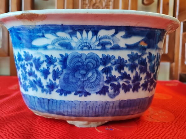 古玩陶瓷清中青花花卉花盆拍賣,當前價格2500元