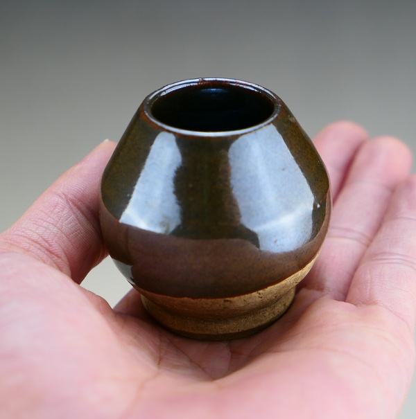 古玩陶瓷元末明初耀州窯褐釉雞心罐(名窯出品)拍賣,當前價格1280元