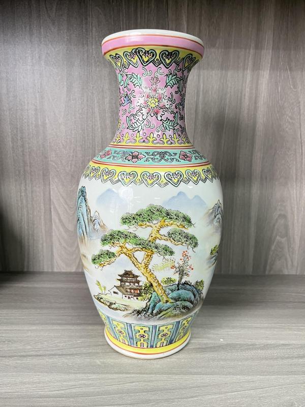 古玩陶瓷粉彩手繪和貼花山水人物盤口瓶拍賣，當(dāng)前價格980元