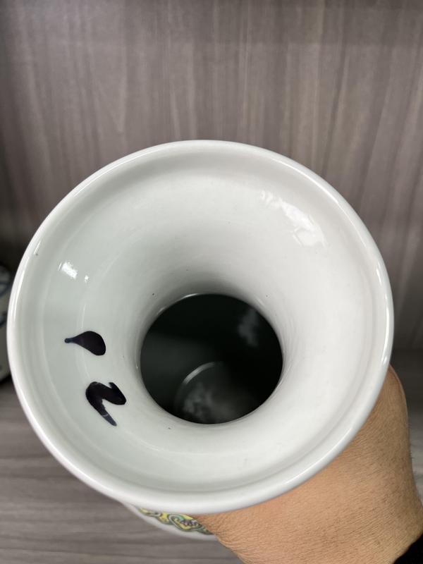 古玩陶瓷粉彩手繪和貼花山水人物盤口瓶拍賣，當(dāng)前價格980元