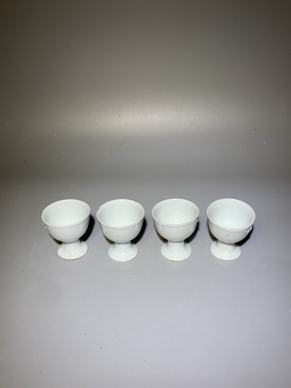 古玩陶瓷德化窯白釉梅花紋高足杯一組拍賣,當(dāng)前價格888元