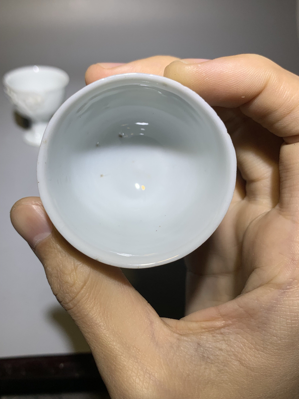 古玩陶瓷德化窯白釉梅花紋高足杯一組拍賣,當(dāng)前價格888元