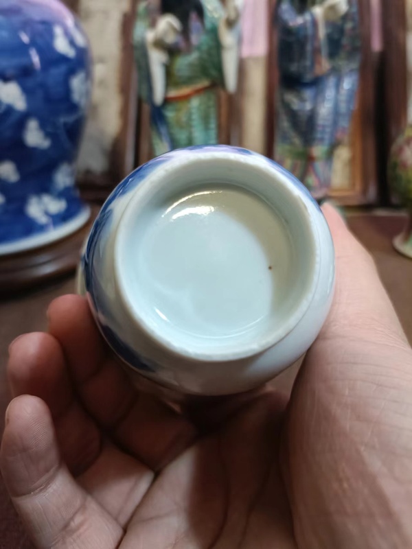 古玩陶瓷青花人物鈴鐺杯拍賣(mài),當(dāng)前價(jià)格8888元