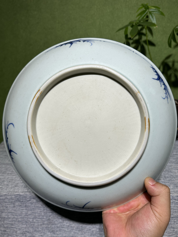 古玩陶瓷清代雍正青花抬頭見喜紋盤拍賣,當前價格26000元