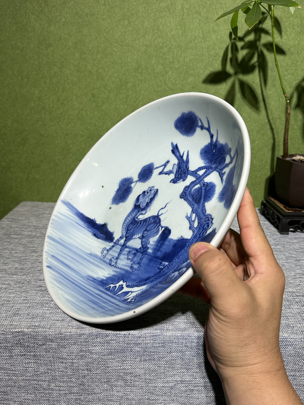 古玩陶瓷清代雍正青花抬頭見喜紋盤拍賣,當前價格26000元