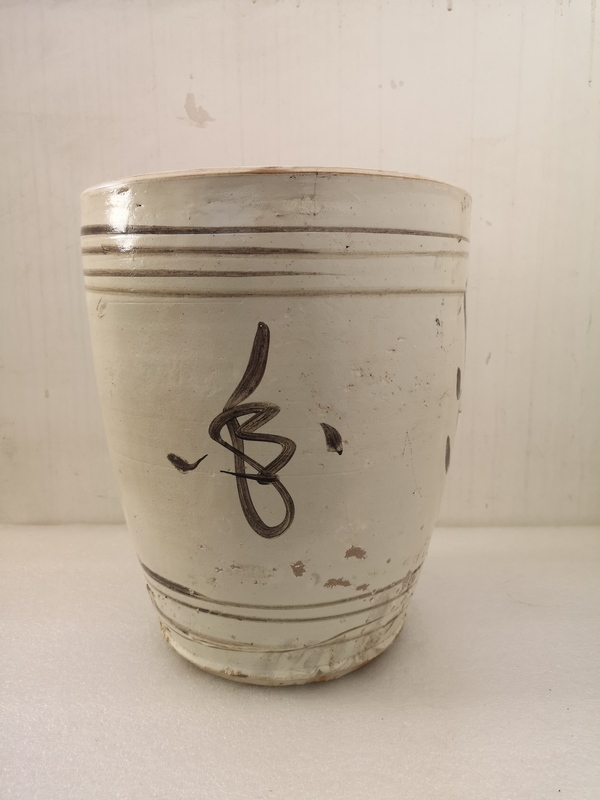古玩陶瓷清早期磁州窯吉語(yǔ)紋缸拍賣,當(dāng)前價(jià)格480元