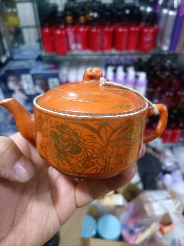 古玩陶瓷晚清民國紅描金花卉紋壺拍賣,當前價格1680元