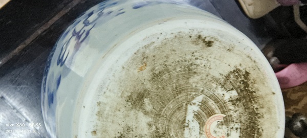 古玩陶瓷青花云龍三現紋罐拍賣,當前價格166666元