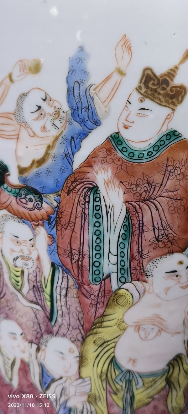 古玩陶瓷粉彩十八羅漢圖紋賞瓶拍賣,當前價格66666元