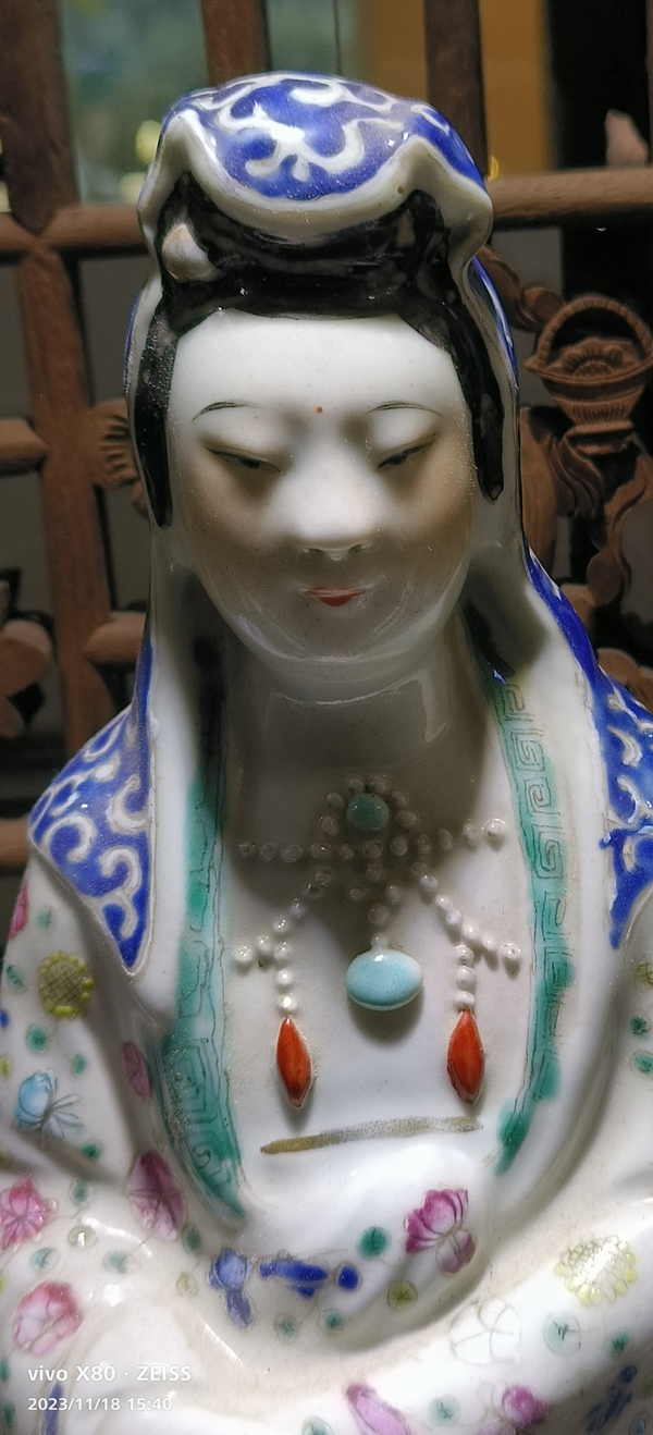 古玩陶瓷粉彩觀音塑像拍賣,當(dāng)前價格15000元