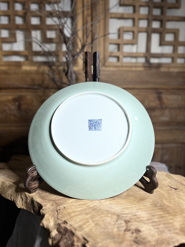 古玩陶瓷【民窯精品·清中期】豆青釉盤拍賣,當前價格2300元