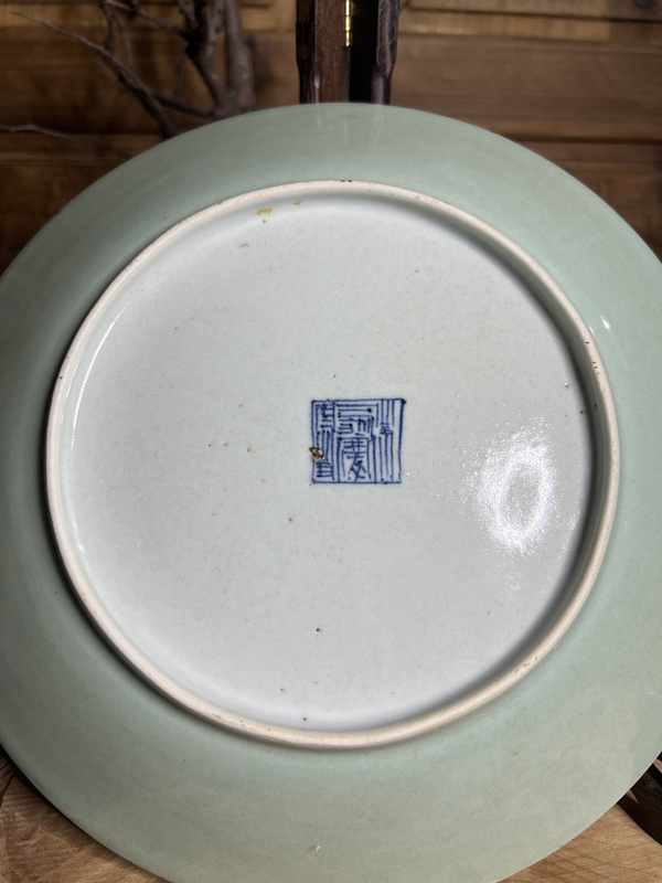 古玩陶瓷【民窯精品·清中期】豆青釉盤拍賣,當前價格2300元