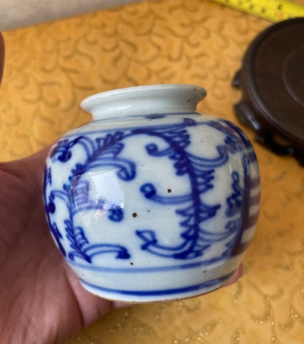 古玩陶瓷清中期青花淡描花卉喜字石榴尊拍賣，當前價格0元