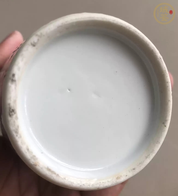 古玩陶瓷晚清·青花纏枝花卉紋雙耳瓶真品鑒賞圖