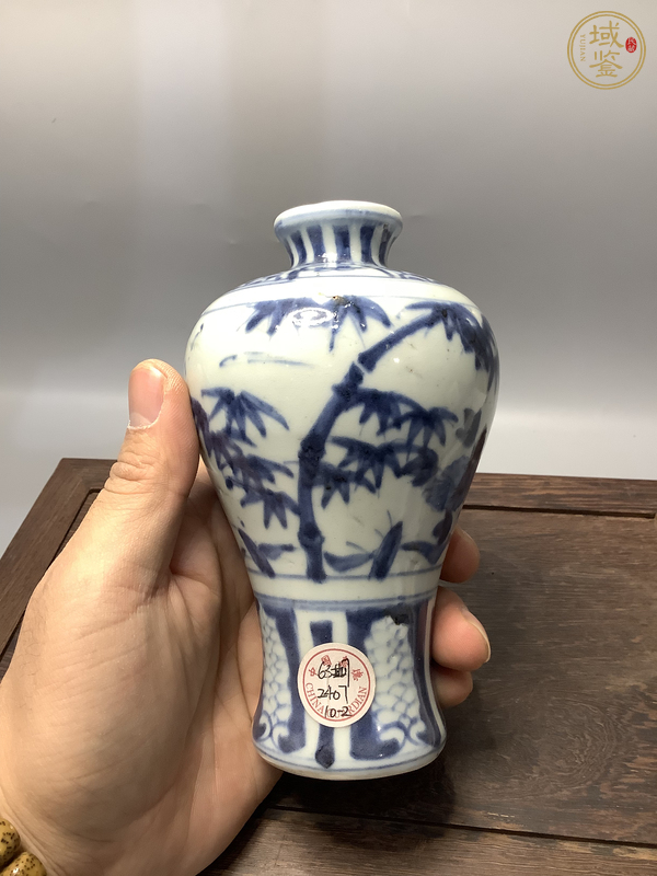 古玩陶瓷青花松竹梅梅瓶真品鑒賞圖