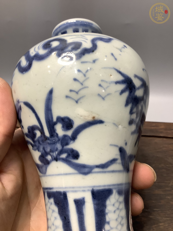 古玩陶瓷青花松竹梅梅瓶真品鑒賞圖