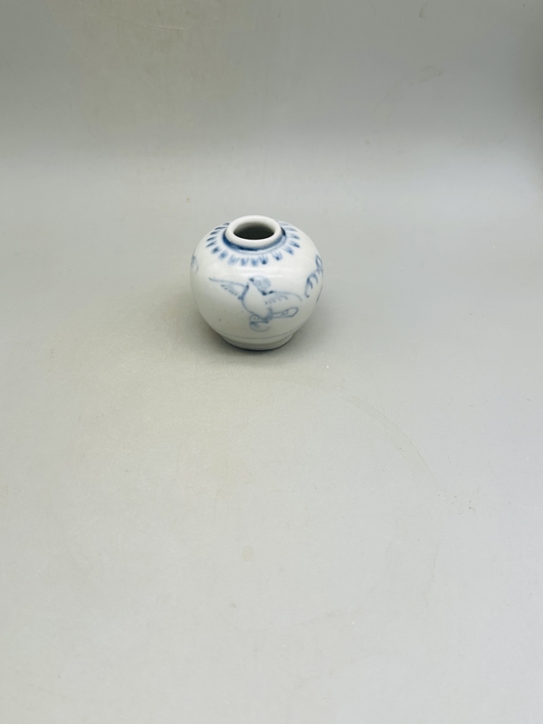 古玩陶瓷明青花花鳥(niǎo)紋水盂精品拍賣(mài)，當(dāng)前價(jià)格3880元