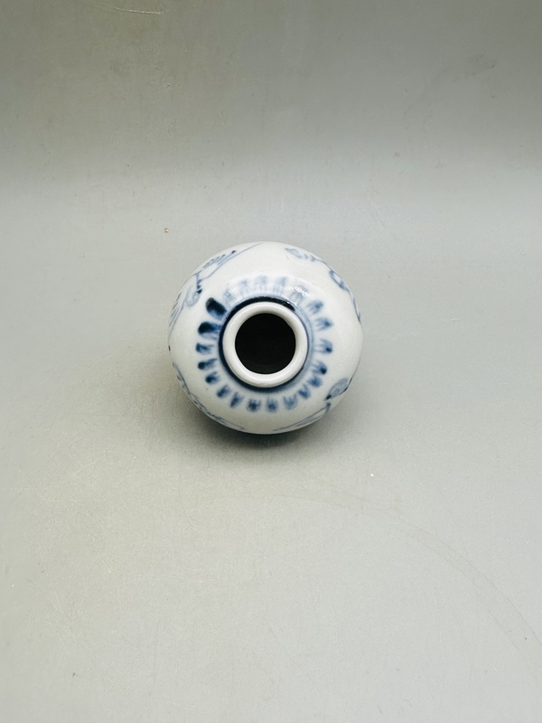 古玩陶瓷明青花花鳥(niǎo)紋水盂精品拍賣(mài)，當(dāng)前價(jià)格3880元