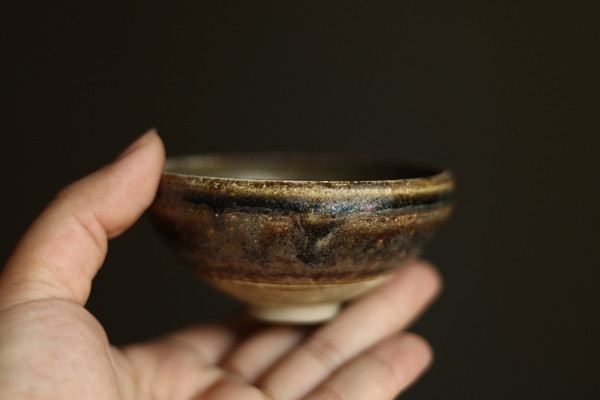古玩陶瓷北宋?岳州窯醬釉茶盞拍賣,當前價格9600元
