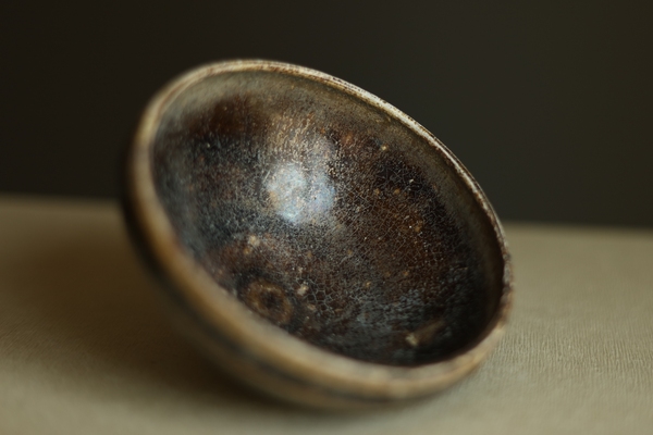 古玩陶瓷北宋?岳州窯醬釉茶盞拍賣,當前價格9600元