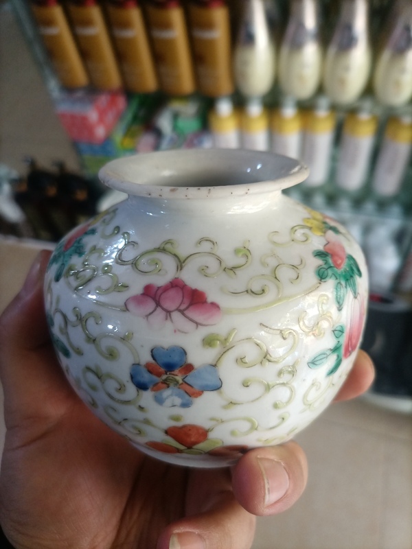 古玩陶瓷清晚期粉彩小罐拍賣,當前價格2800元